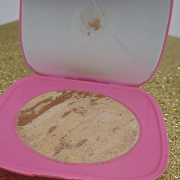 Colourpop x Malibu Barbie Beach Party Super Shock Highlighter - Picture 6 of 6